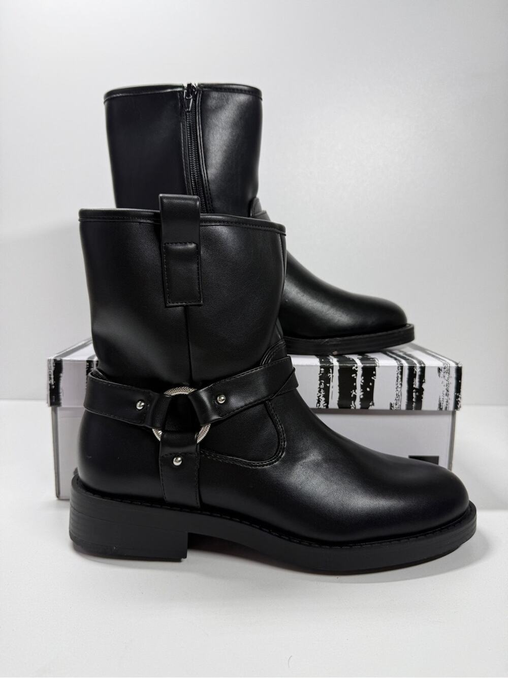 NIB • Dv Dolce Vita Women's Moto Boot Size: 9